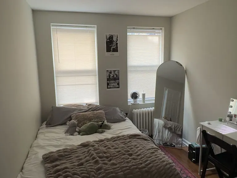 220 Hanover St #10 — Photo 10