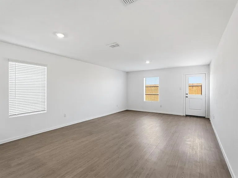 724 Wagtail Dr — Photo 10