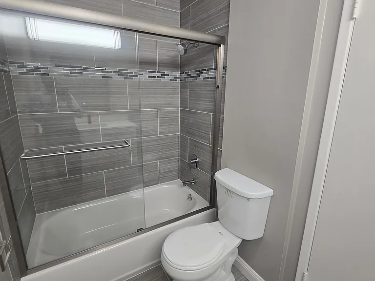 520 Van Buren Avenue — Photo 81