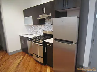 Rented by aptsandlofts.com