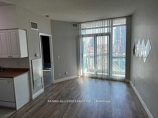 18 Yonge St #1610 — Photo 6