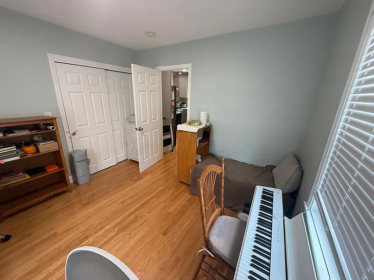 42 Ashland St — Photo 10