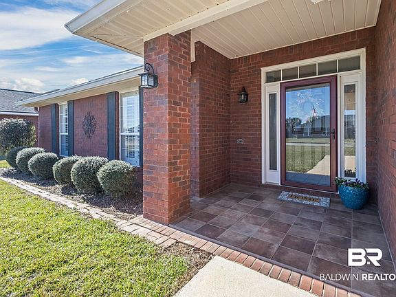 4th image of 2616 E Ashford Park Dr