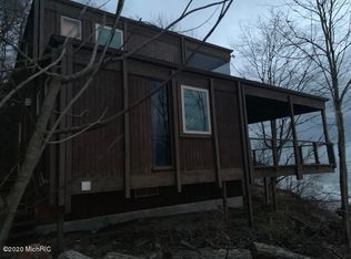 7524 W Roosevelt Rd, Montague, MI 49437