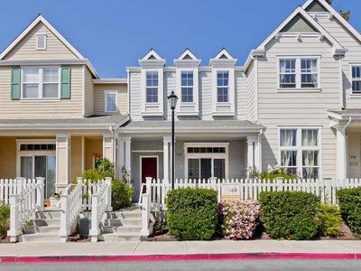 10086 Imperial Ave, Cupertino, CA, 95014