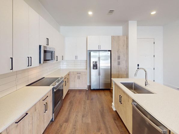 841 Killian St SE #313