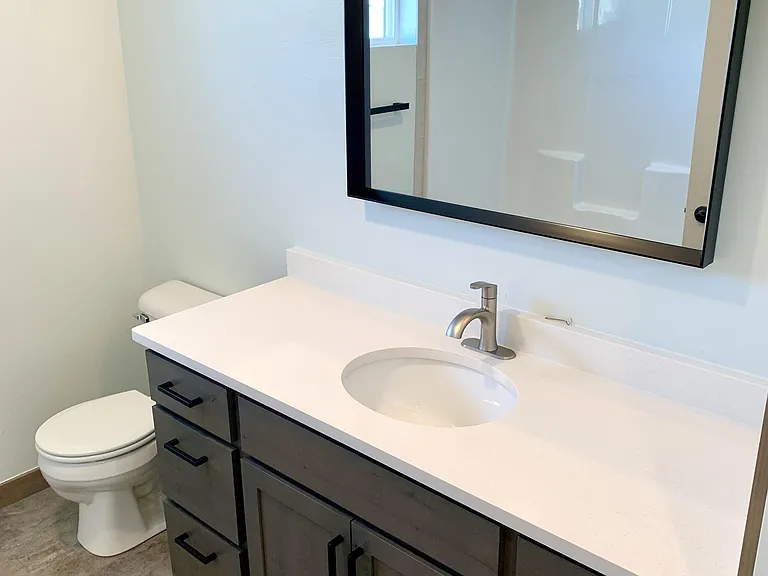 3915 Swan Rd #A — Photo 11