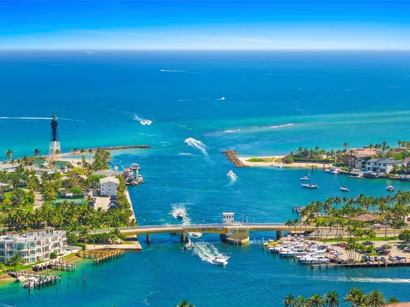 2755 NE 28th Avenue #F2, Lighthouse Point, FL 33064