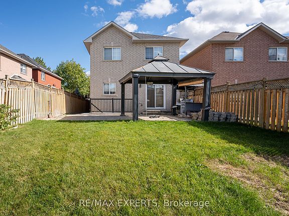 2nd image of 10 Blue Diamond Ter