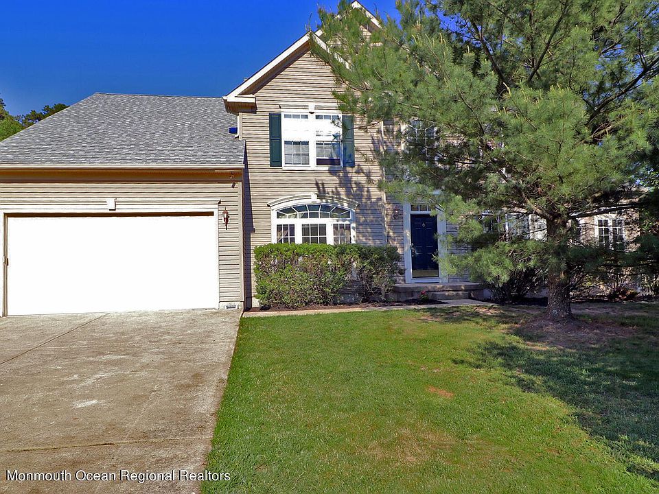 1st image of 19 James Dr