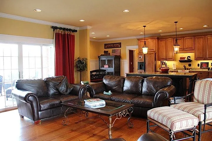 827 Ann Marie Cir — Photo 8