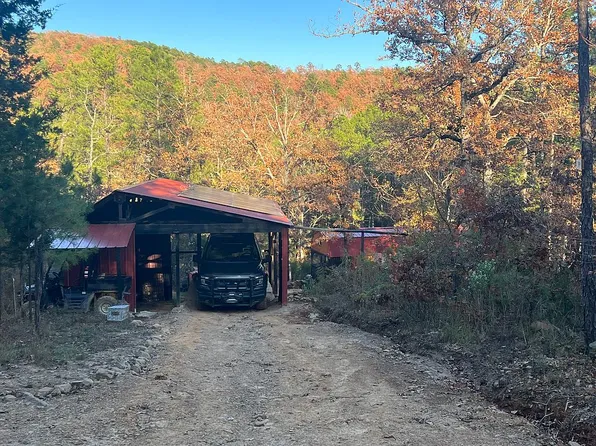 142 E Hackney Hill Rd, Wilburton, OK 74578