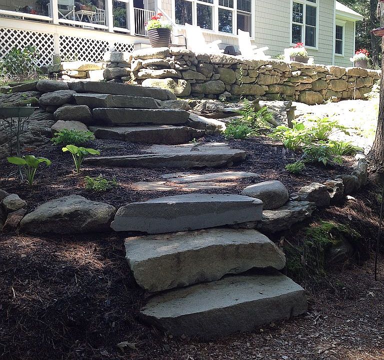 Stairs from patio to ocean.