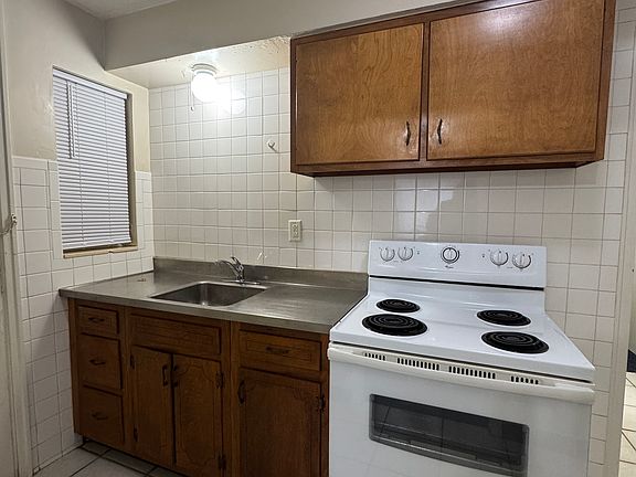 3rd image of 701 Market St #7