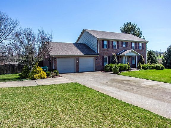 3rd image of 1308 Travis Dr