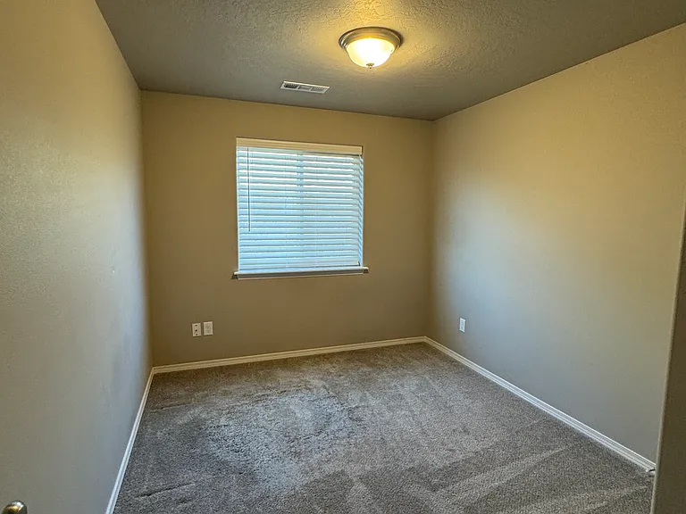 5501 Sage Way — Photo 10