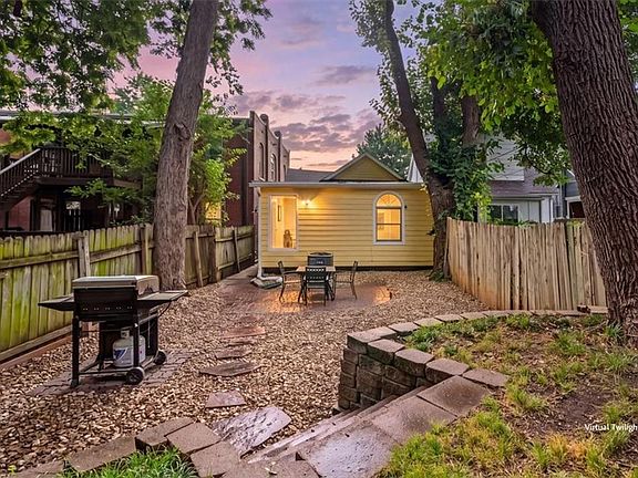 2nd image of 3921 Central St
