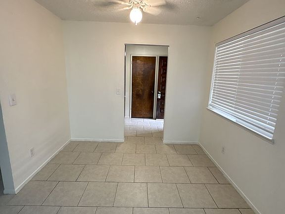 3rd image of 1009 W Laura Ave
