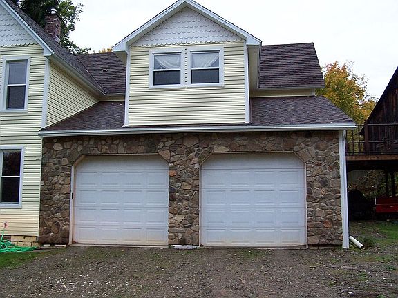 Garage Stonework 1220