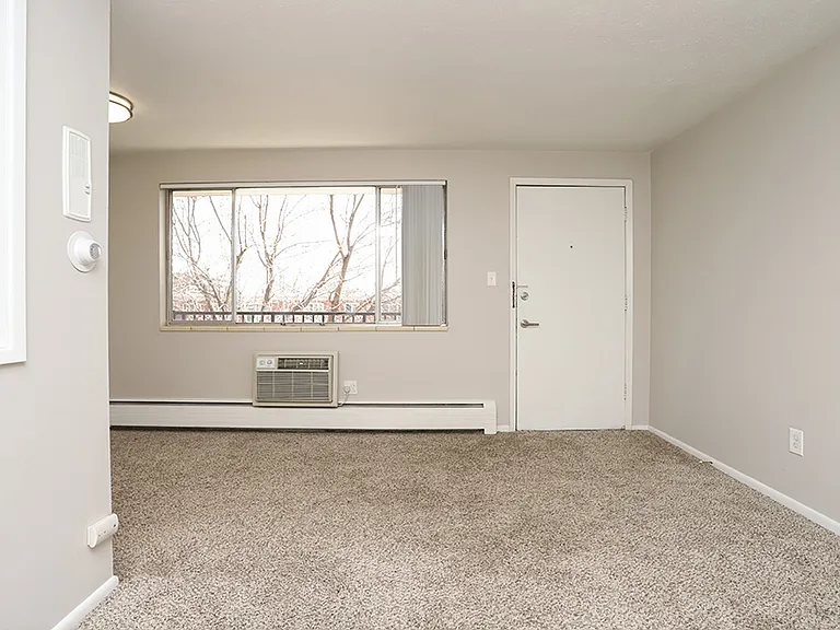2459 S York St — Photo 34