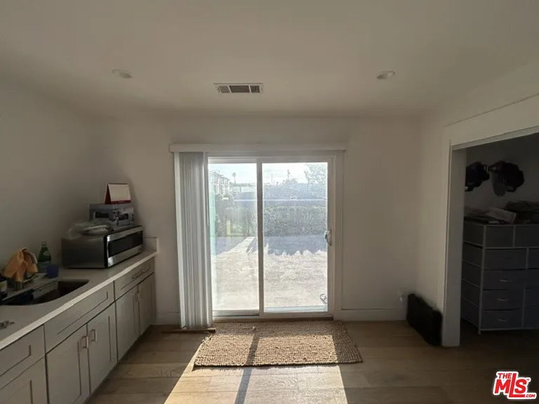 11835 Grevillea Ave — Photo 24