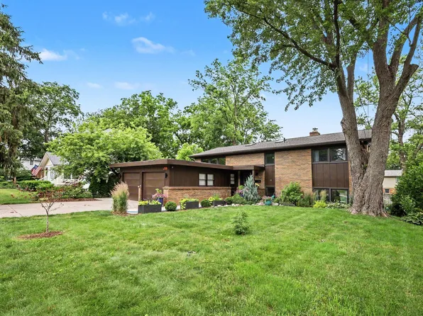 2235 Boston St SE, East Grand Rapids, MI 49506
