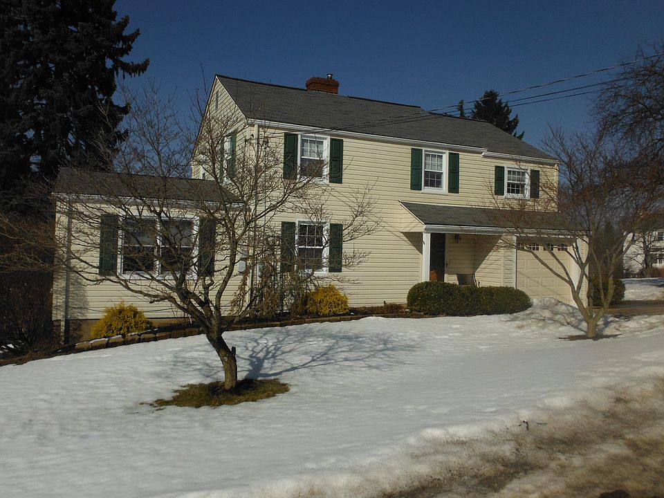 324 Olive St