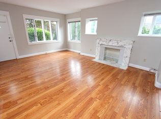 6556.5 Darlington Rd, Pittsburgh, PA 15217