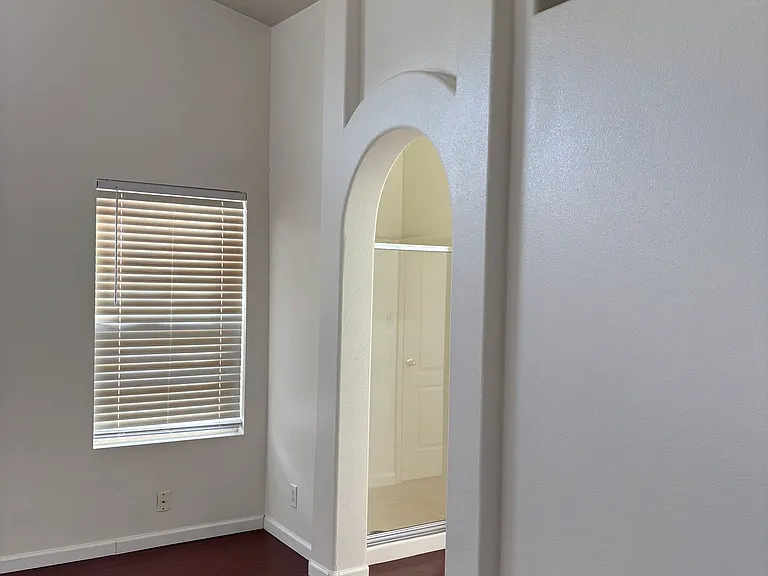 6232 Calle Feliz NW — Photo 6