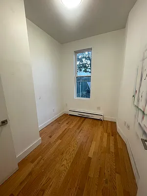 Rented by CCM Property Management LLC | media 7