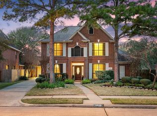 7943 Scenic Canyon Ln, Houston, TX 77095