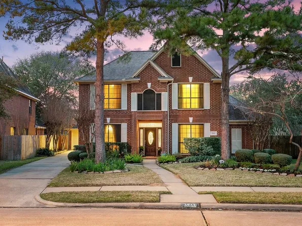 7943 Scenic Canyon Ln, Houston, TX 77095