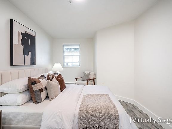 5th image of 14355 103rd Ave #108