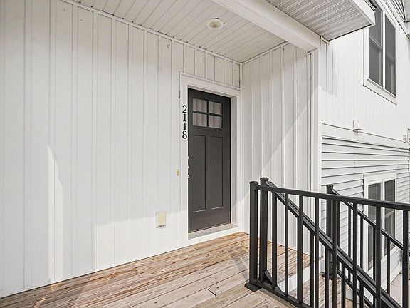 2nd image of 2118 Sherwood Ave