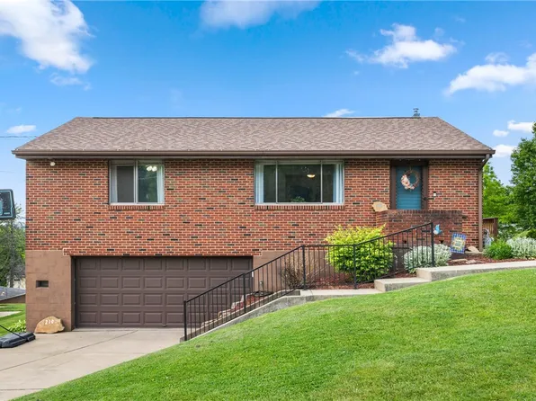 210 Fairlawn Blvd, Zelienople, PA 16063