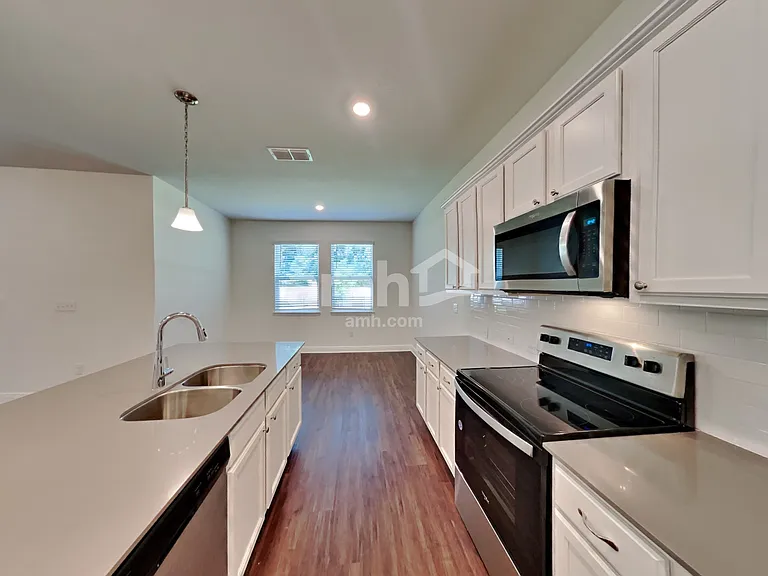 22477 Bellini Cir — Photo 6