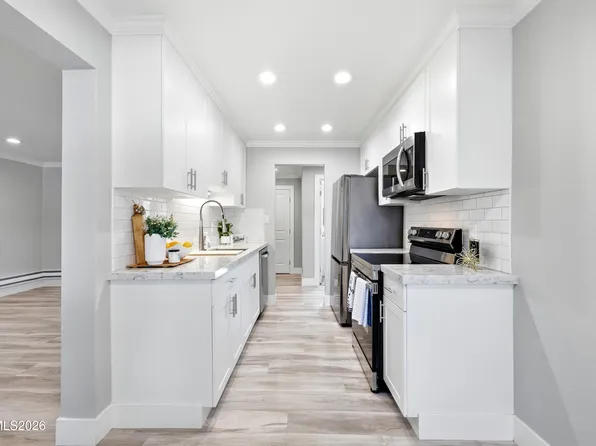 3944 Clear Acre Ln APT 253, Reno, NV 89512