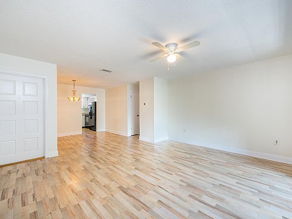 4th image of 6042 1st Ave S APT 31