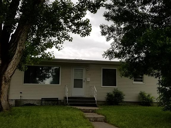 2nd image of 220 Riverview Blvd