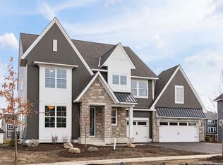 5593 Rolling Hills Pkwy, Victoria, MN 55386