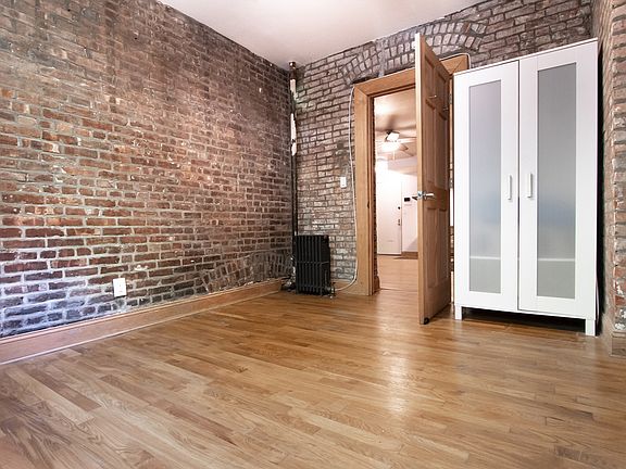 5th image of 50 W 88th St APT 2