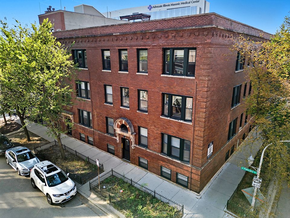 1st image of 953 W Fletcher St #2