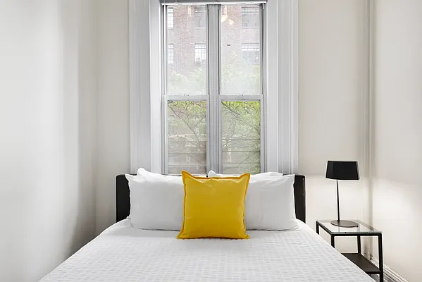 Rented by Compass | media 11