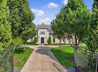 6702 N Lake DRIVE, Fox Point, WI 53217