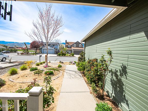 4th image of 2675 Pinebrook Dr