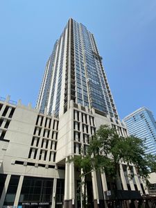 1122 N Clark St APT 3602, Chicago, IL, 60610