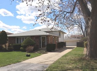 10528 S 81st Ct, Palos Hills, IL