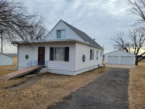 108 N Secor St, Bricelyn, MN 56014