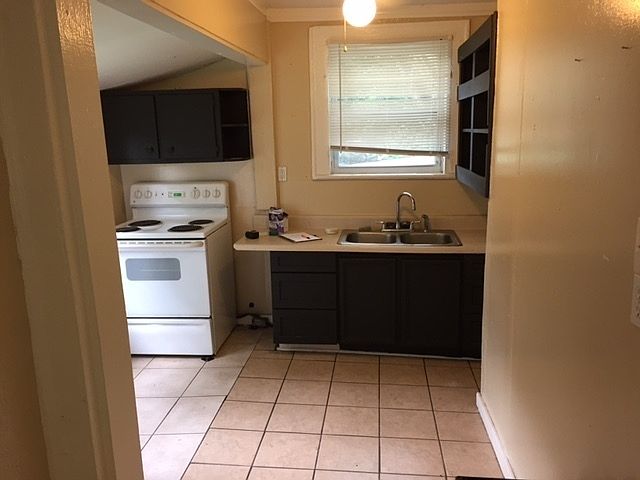 1st image of 4208 N 14th St APT 3