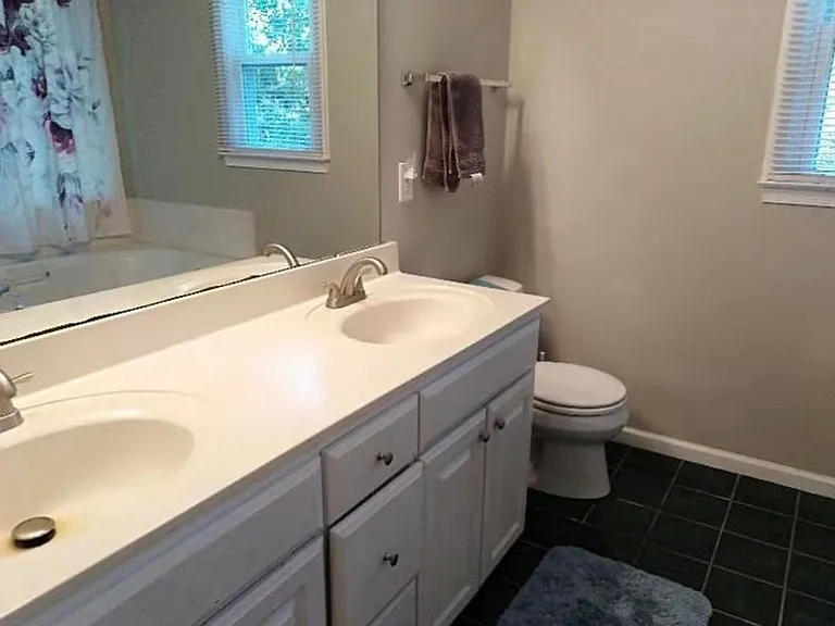 4901 Crofton Springs Ct — Photo 3